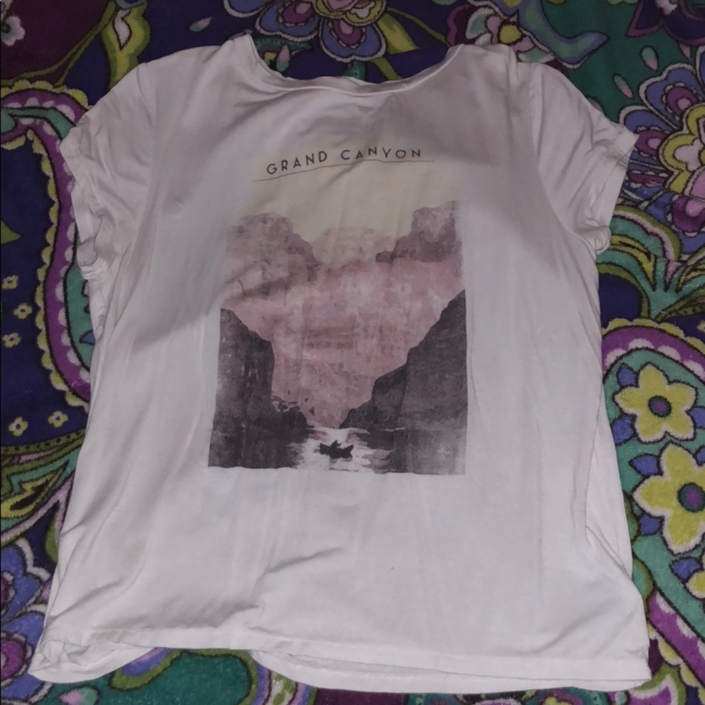 American eagle white t shirt